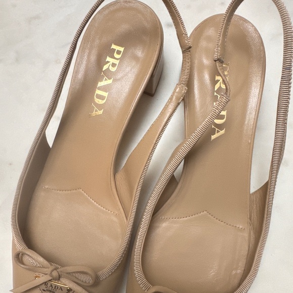 Prada Triangle Logo Bow Slingback Pump - Picture 4 of 11